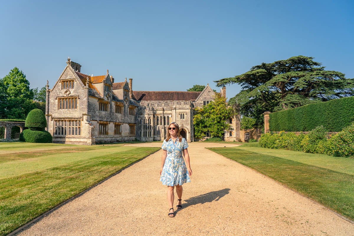 You are currently viewing Read This Before Visiting Athelhampton House in Dorset: 2023 Info