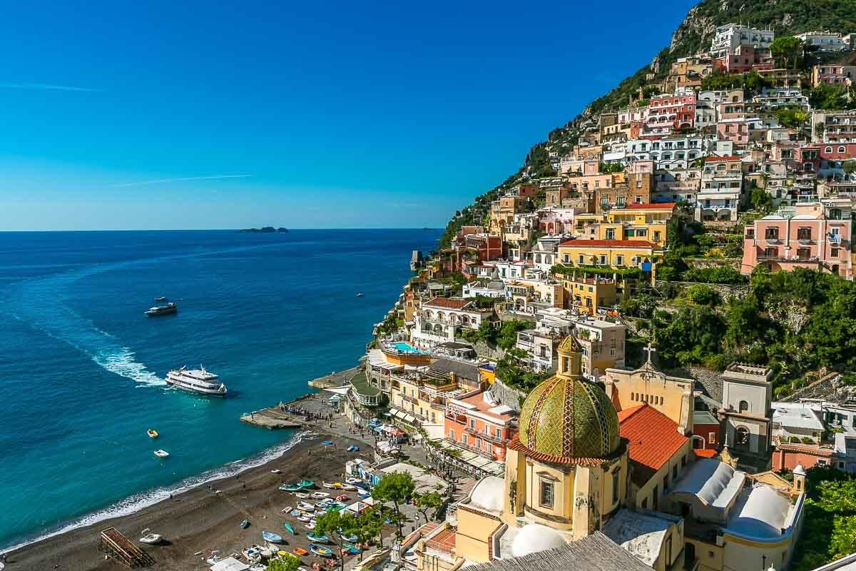You are currently viewing How to get from Naples to Positano Guide