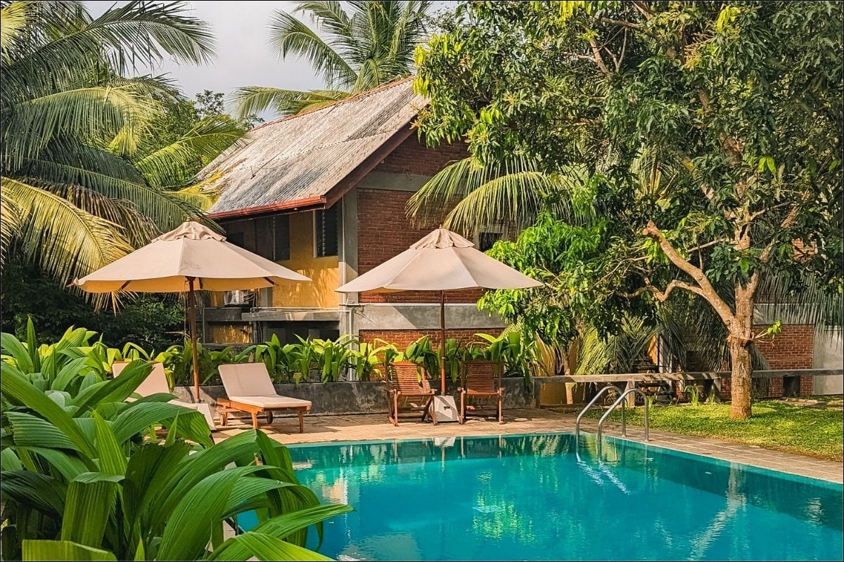 You are currently viewing The Best Honeymoon Hotels In Sri Lanka: 2025 Guide