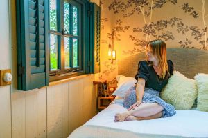 Read more about the article Review: The Fish Hotel, The Cotswolds: 2026 Guide