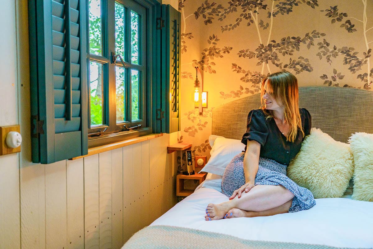 Read more about the article Review: The Fish Hotel, The Cotswolds: 2026 Guide